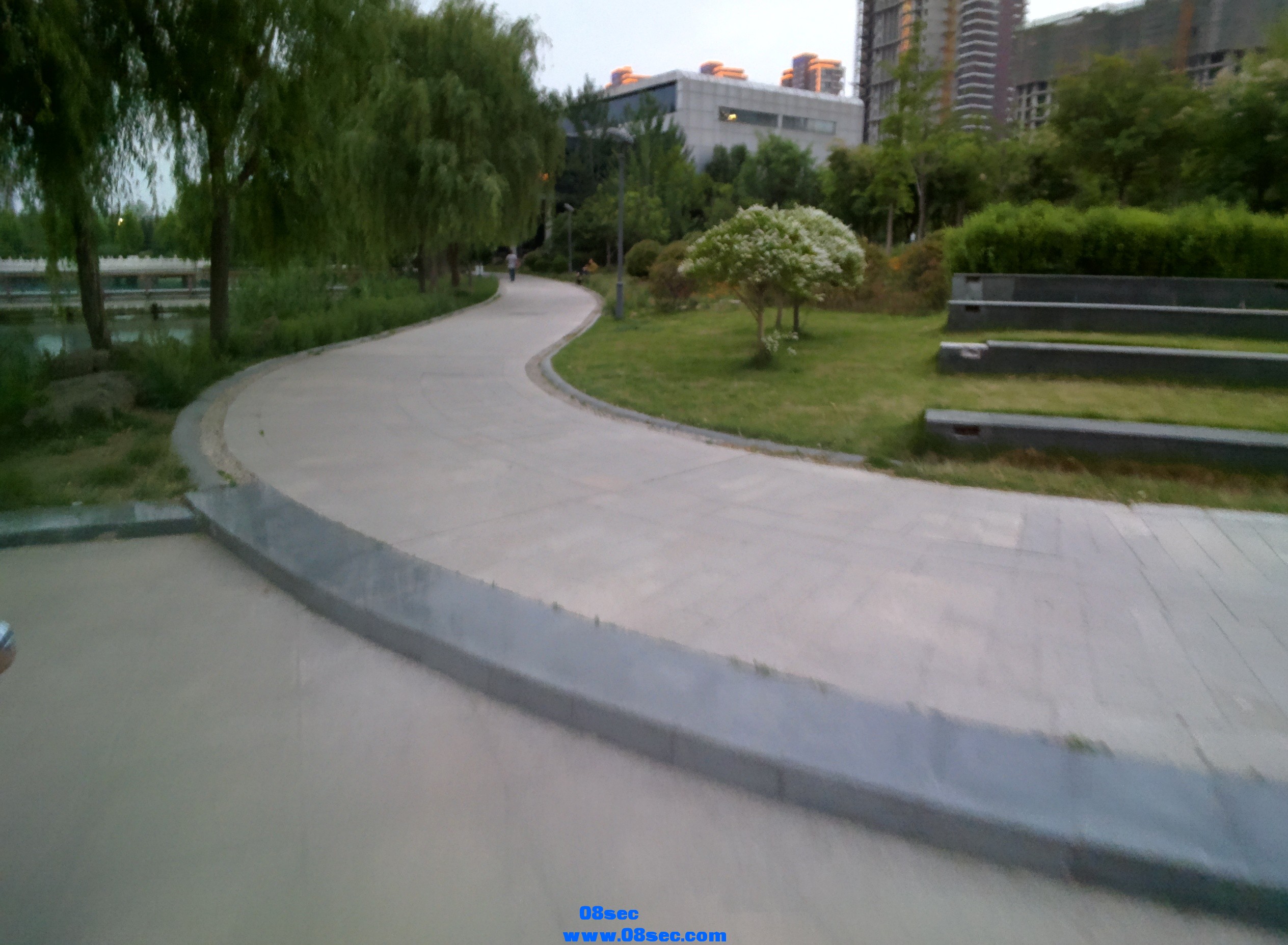 20140516_191127_592.jpg